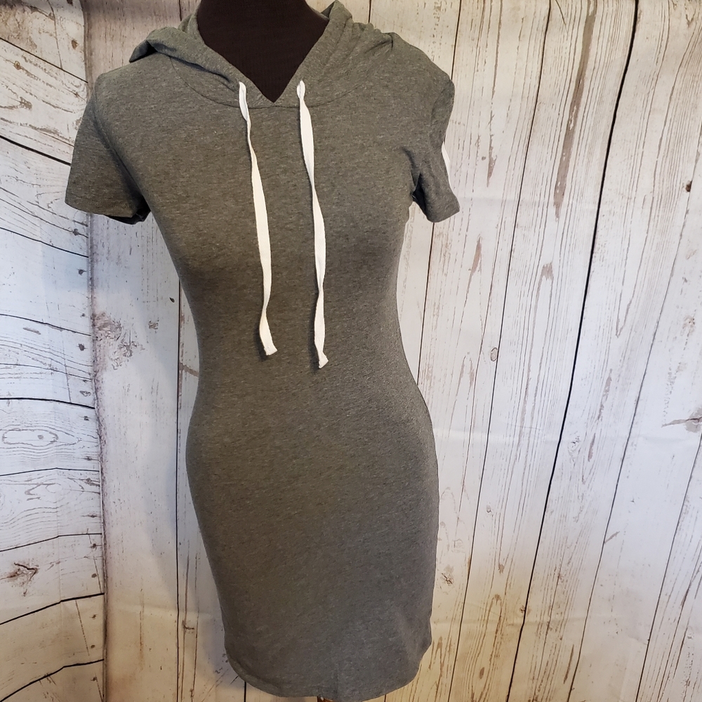 Bozzolo short sleeved bodycon hoodie dress gray S